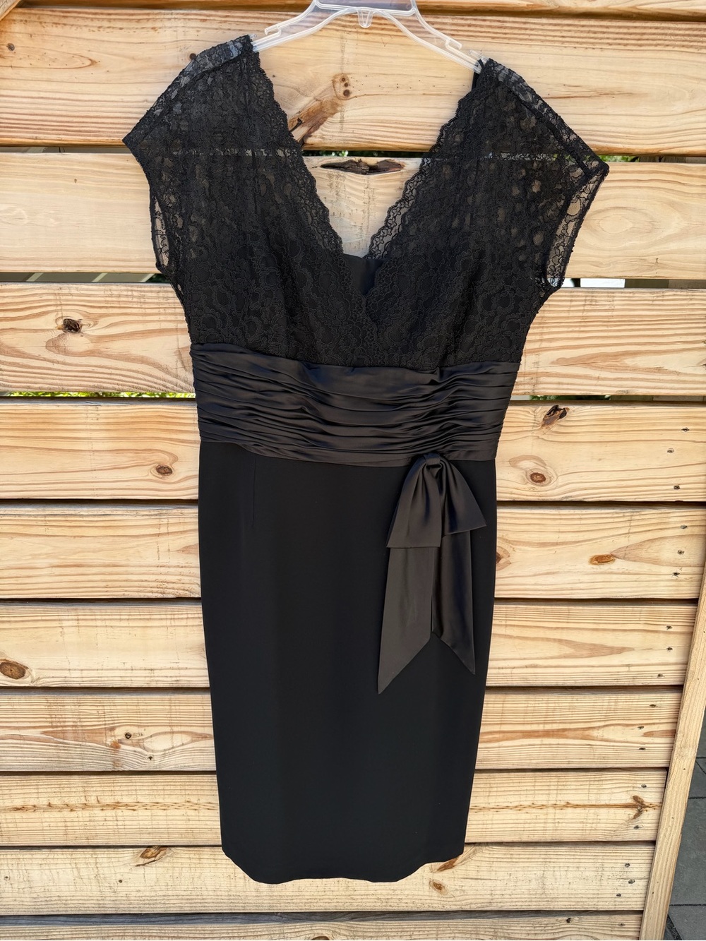 Maggy London Elegant Black Silk and Lace Dress with Ruching at Waist